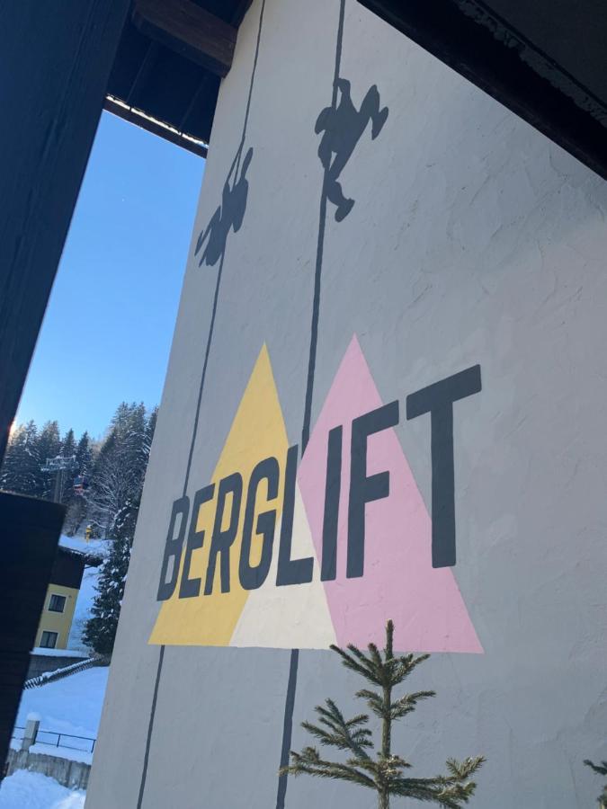 B&B Berglift Direkt An Der Talstation Bad Hofgastein Exterior foto